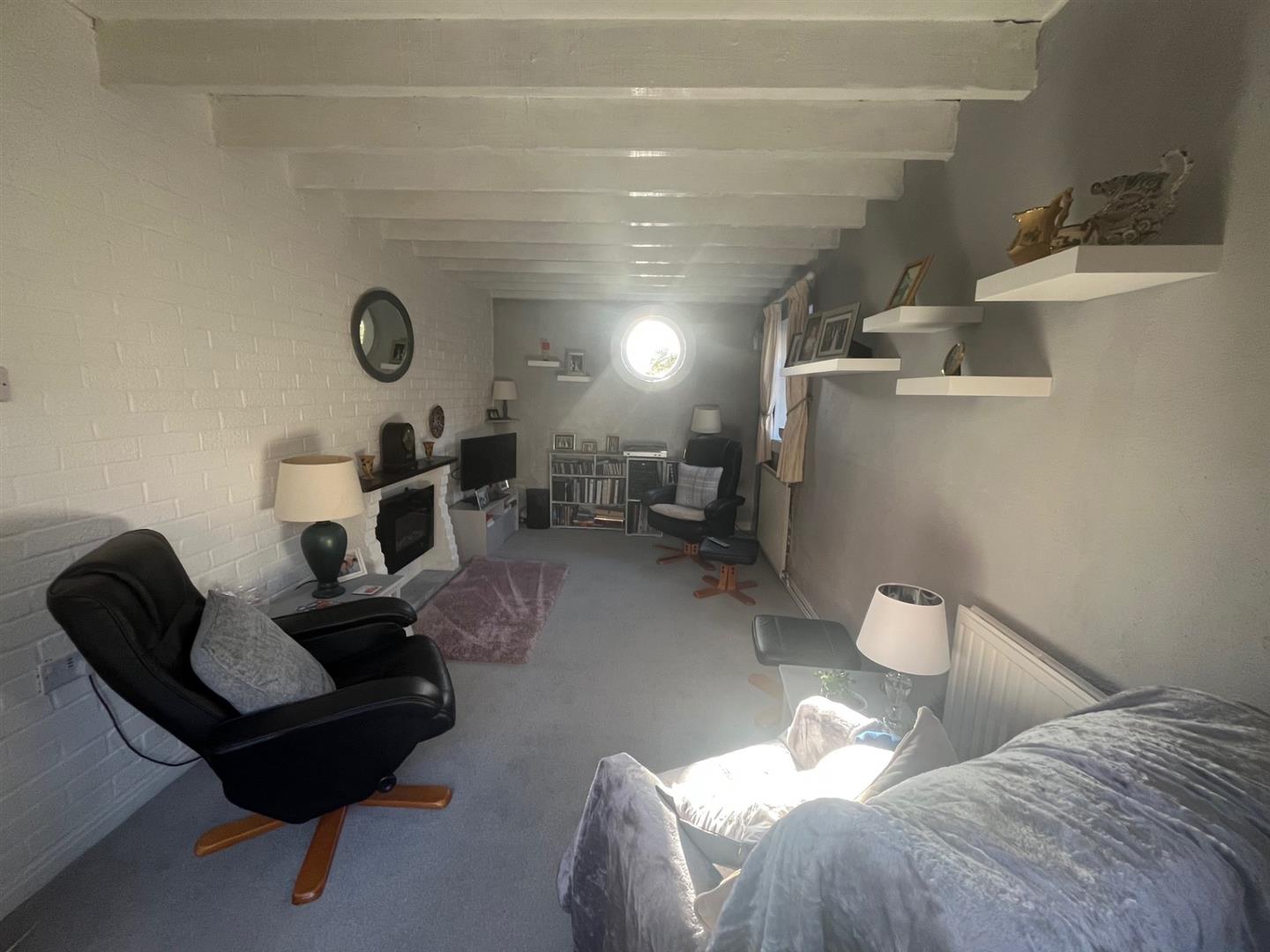 Usk Place, Parc gwernfadog, Morriston, Swansea, SA6 6RE